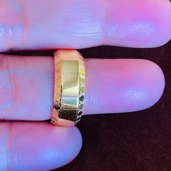 Wedding ring band ring size 6 gold plated stainles - Picture 1 of 5